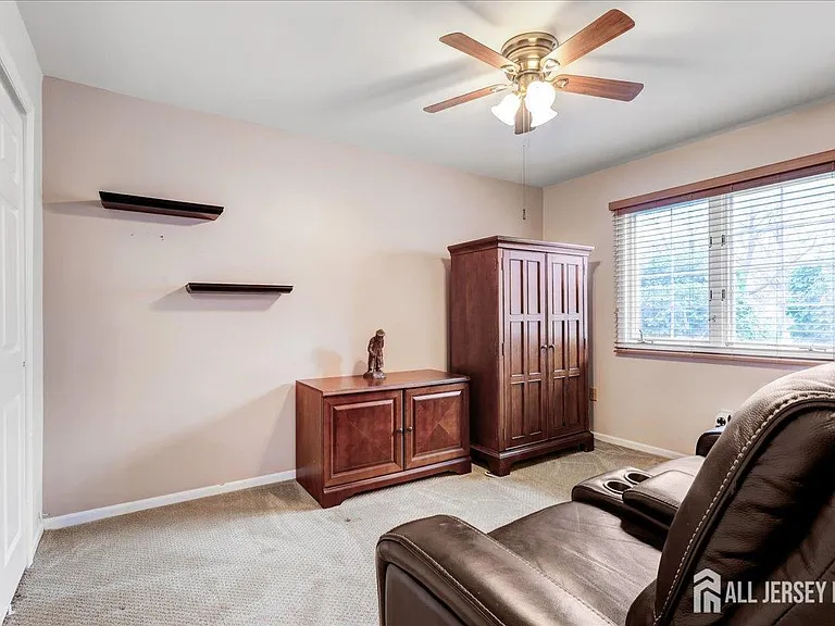 38 Rutland Ln #C — Photo 12