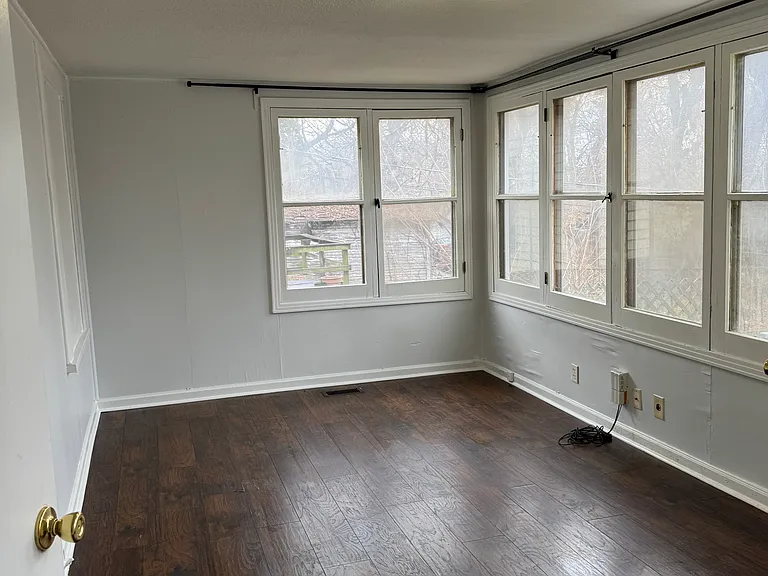 224 N Xenophon Ave — Photo 24