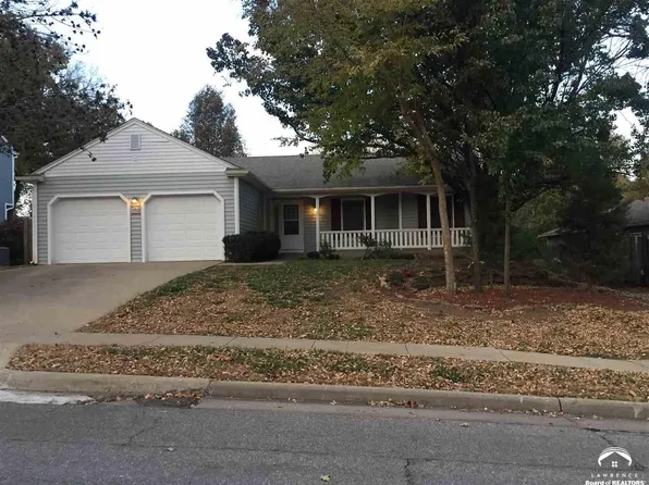 3912 W 8th St, Lawrence, KS 66049