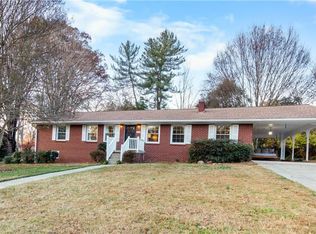 2464 Ardmore Mnr, Winston Salem, NC 27103