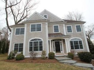 75 Sconset Dr, Fairfield, CT 06824