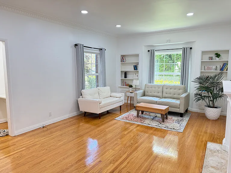 125 N Harper Ave #1/2 — Photo 14