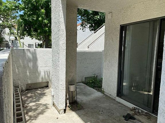 5th image of 405 Park Shadow Ct #405