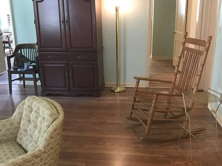 3815 Dewey Ave — Photo 11