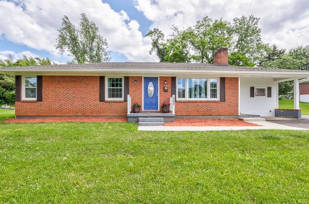 3 bed, 2000 sqft, $1,700 — Photo 1