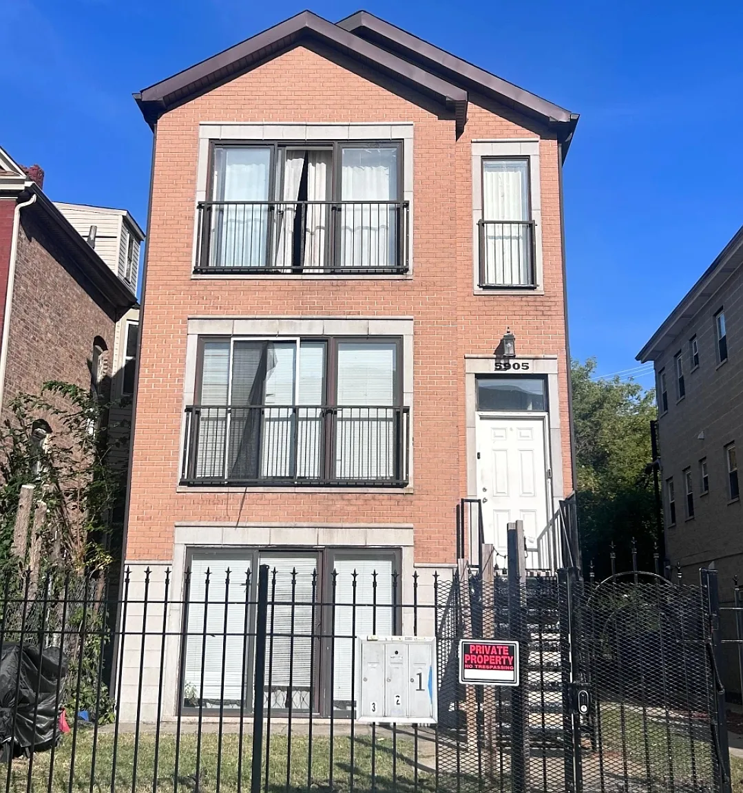 3 bed, 1600 sqft, $2,100 — Photo 1