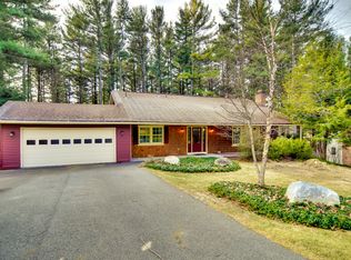 97 Leroi Dr, Pittsfield, MA 01201