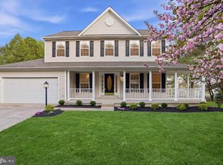 112 Locust Grove Dr, Purcellville, VA 20132