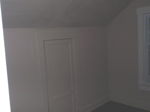 5th image of 628 Clearmont Dr