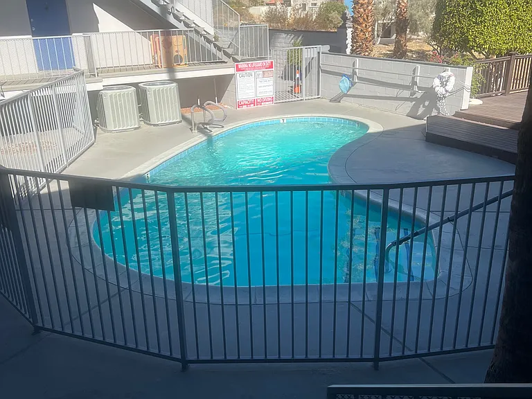 39950 Bird Ln #5 — Photo 3