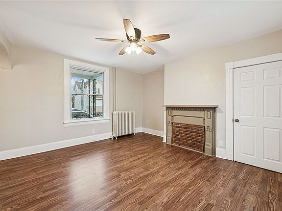 5th image of 408 Green St
