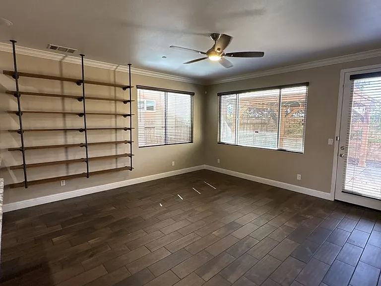 3921 W Payson Ave — Photo 9