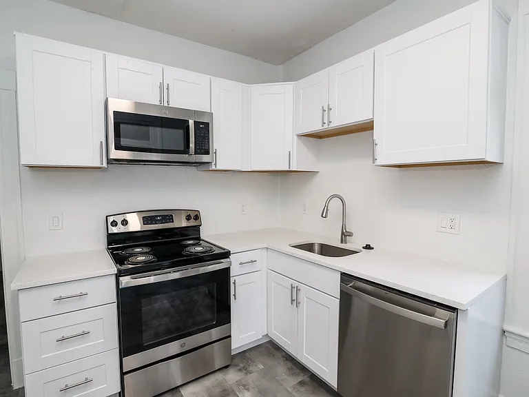 Ogden Park Townhomes — Photo 44