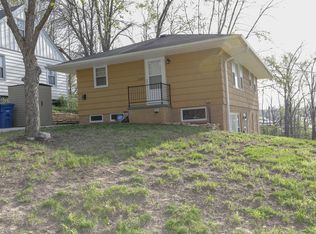 2305 26th St, Des Moines, IA 50310