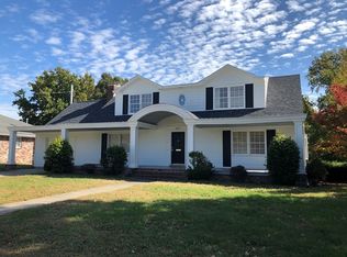829 S College St, Nevada, MO 64772