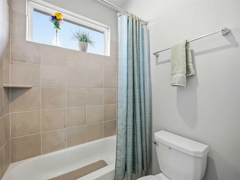 8104 Morning Melody Dr — Photo 25