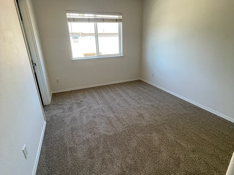 20773 SW Murphy Ln — Photo 8