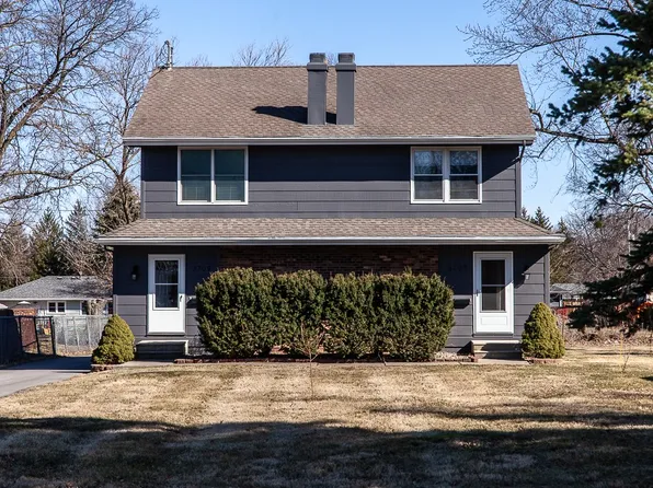3707-3709 49th St, Des Moines, IA 50310