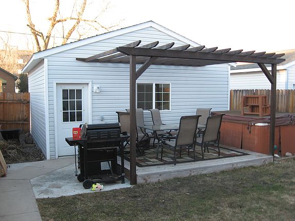 Pergola and garage