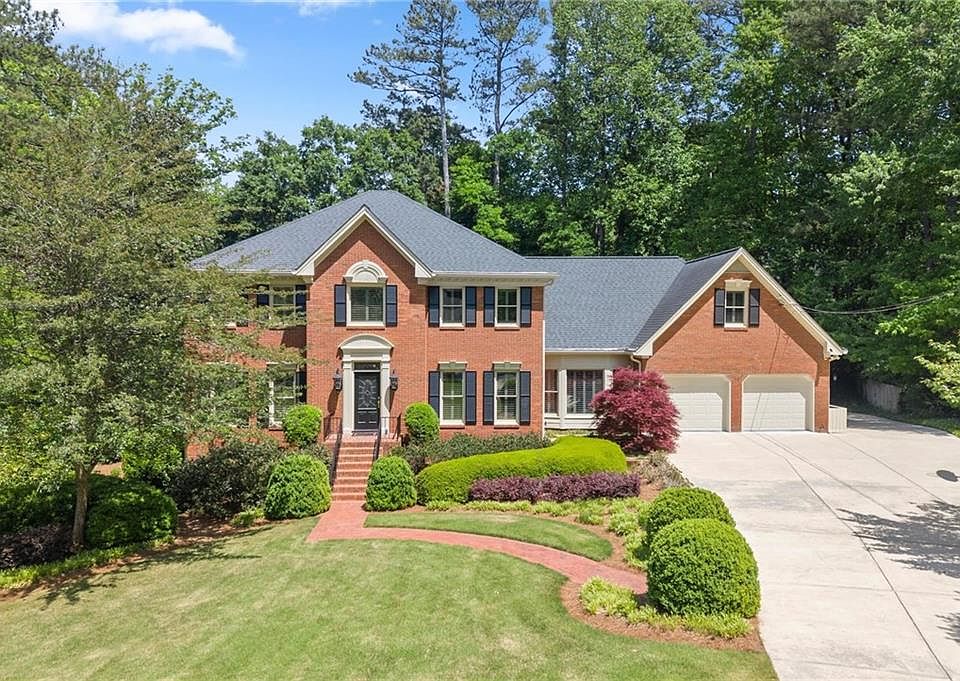 1st image of 935 Ivy Falls Dr