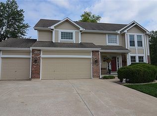 1404 NE Tara Ct, Blue Springs, MO 64014