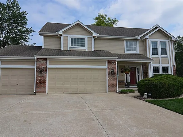 1404 NE Tara Ct, Blue Springs, MO 64014