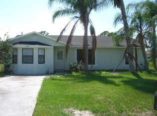 982 Camden Ave NW, Palm Bay, FL 32907