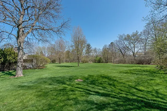 1820 South Ln photo 1