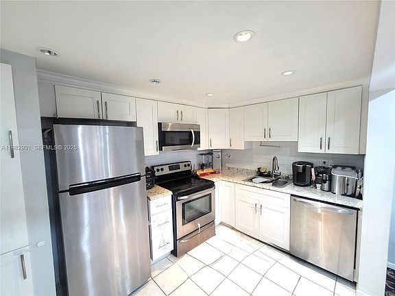 3rd image of 4270 NW 89th Ave APT 104