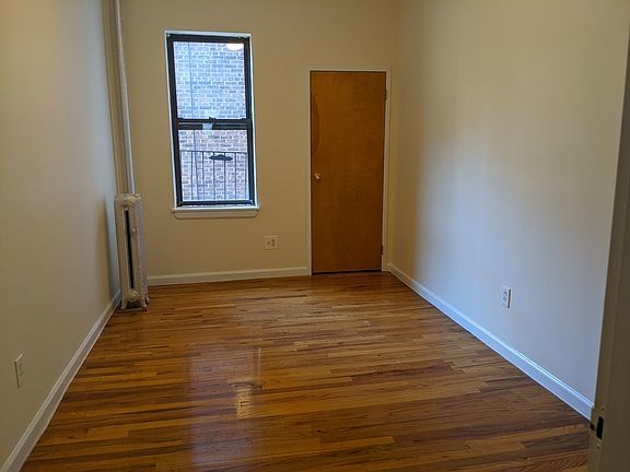 5th image of 600 W 187th St APT 31