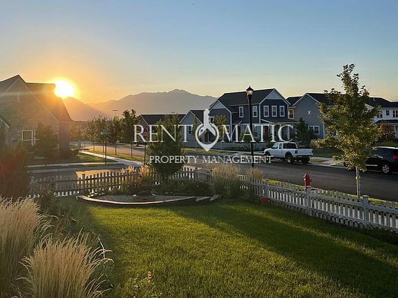 4th image of 11366 S Sandbank Way #1