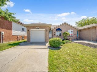 1556 Heatherglen Dr, Tecumseh, ON N8N5B4