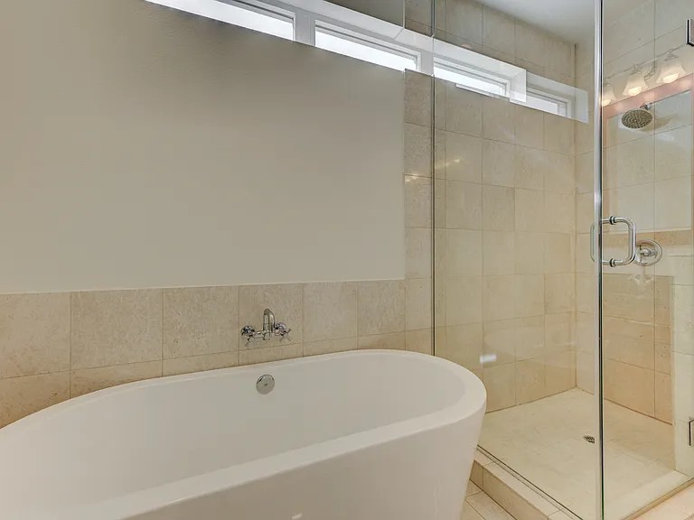 4535 Dean Martin Dr #103 — Photo 25