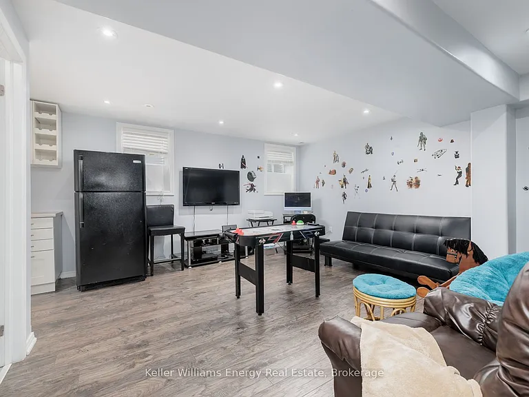 926 Burrows Gate — Photo 27