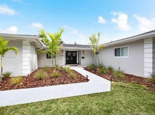 7465 SW 60th St, Miami, FL 33143