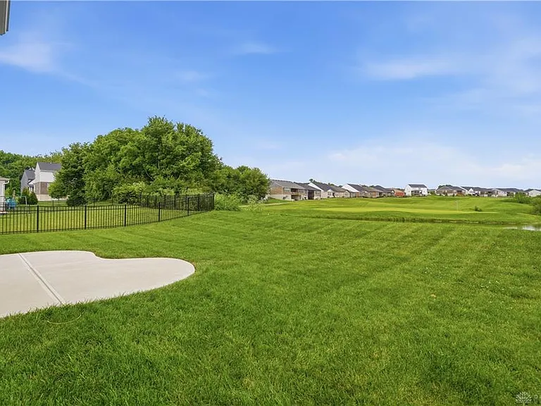 5283 Greenview Ln — Photo 44