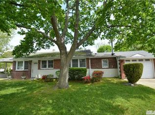 379 Warwick Rd, East Meadow, NY 11554