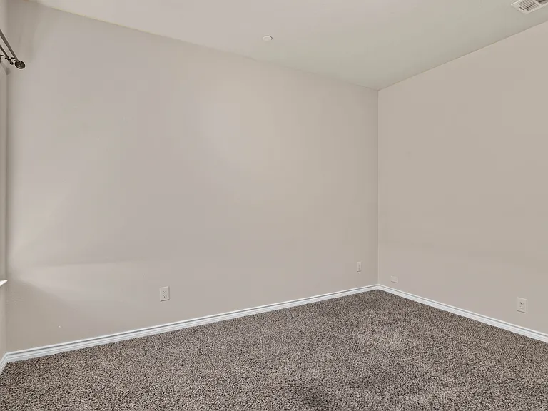 4213 Kiowa Dr — Photo 16