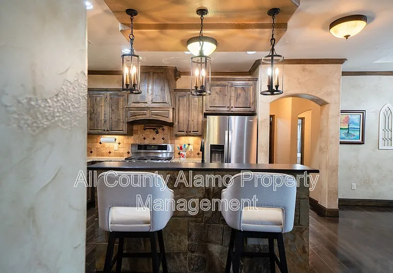303 Schneider St — Photo 23