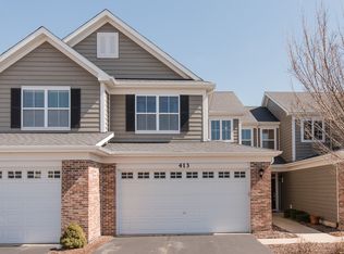 413 Victoria Ln, Elgin, IL 60124