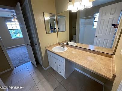5th image of 300 Boardwalk Dr APT 122