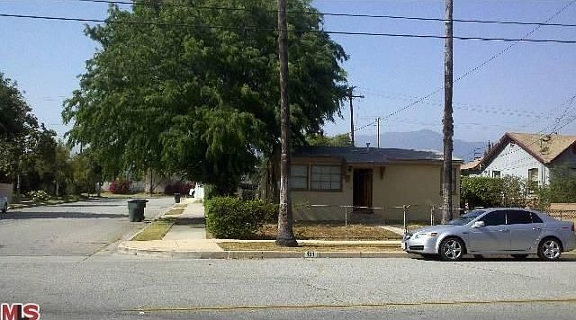 1st image of 131 W Angeleno Ave