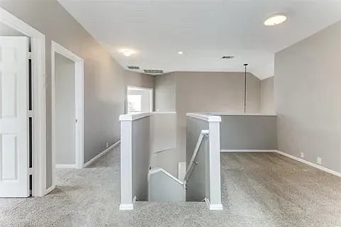2700 Thorncreek Ln — Photo 25