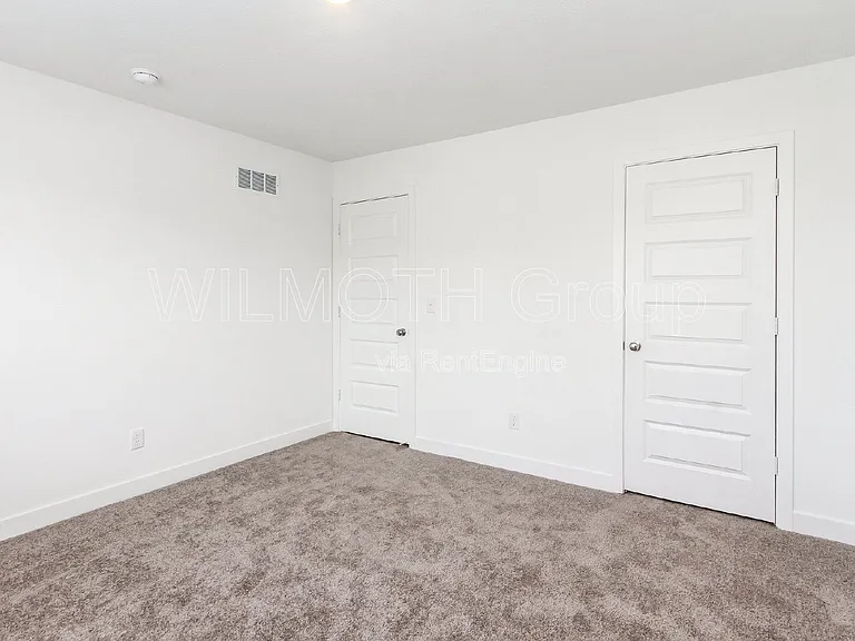 8831 Georgina St — Photo 10