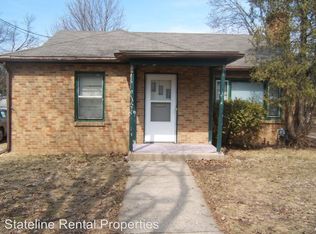 1903 Ashland Ave, Rockford, IL 61101