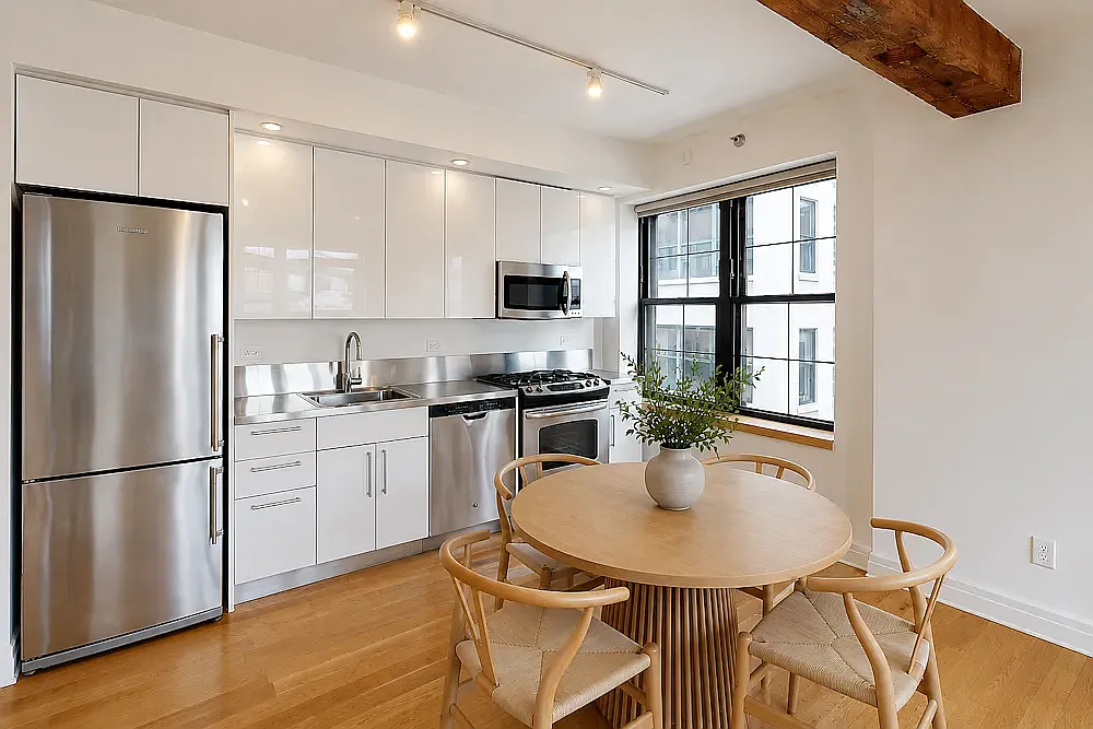 30 Washington Street — Photo 2