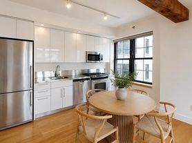 30 Washington St, Brooklyn, NY
