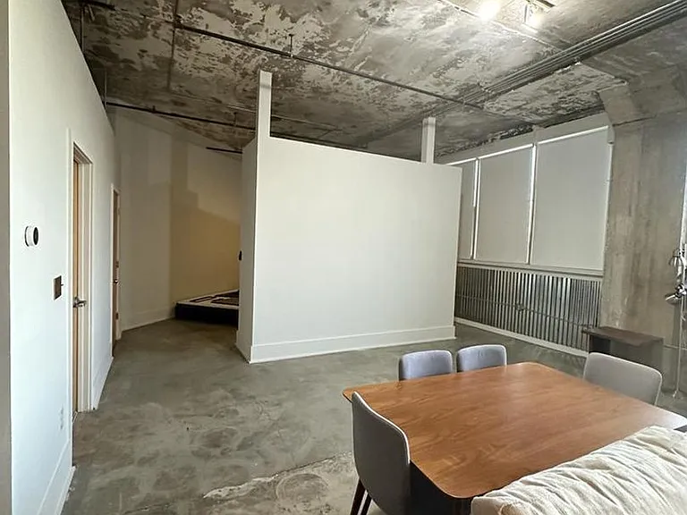 505 Whitehall St SW #205 — Photo 7