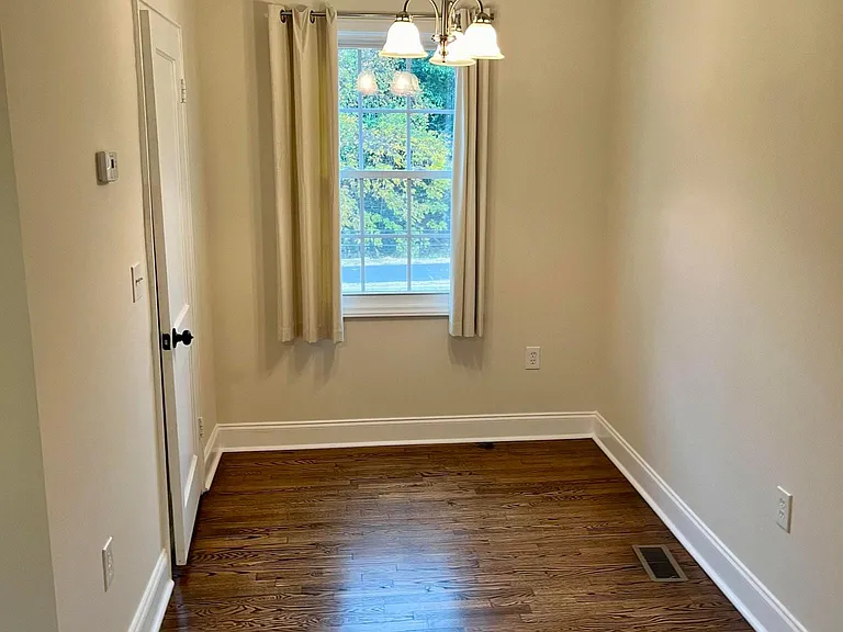 An option to close the kitchen door when cooking