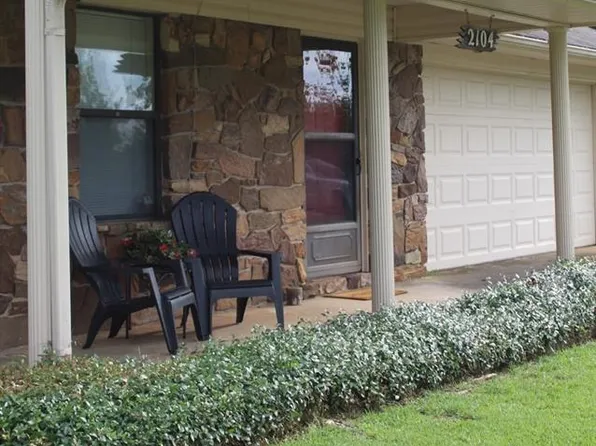 2104 Hummingbird Ln, Idabel, OK 74745